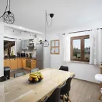 Captains By Interhome