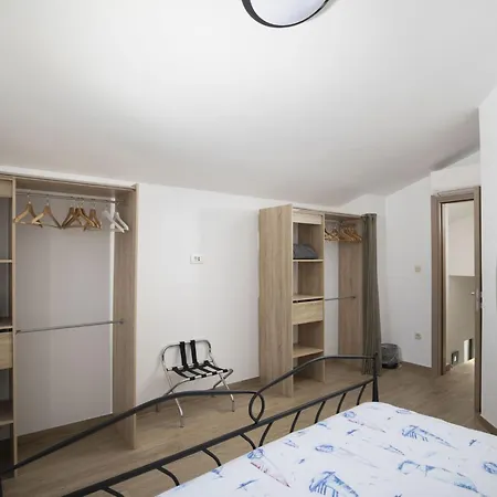 Vakantiehuis Captains By Interhome *